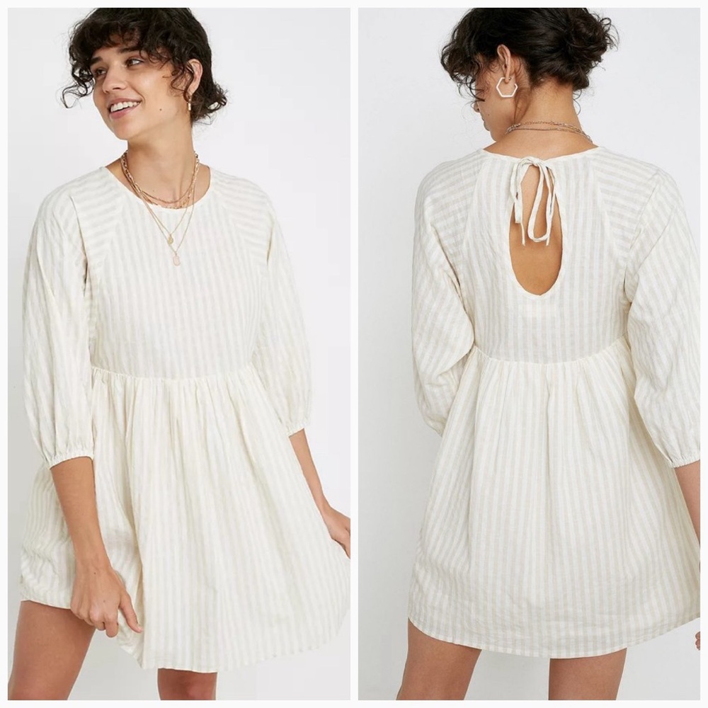 Urban Outfitters Dobby Frock Mini Dress Keyhole Back Pockets S